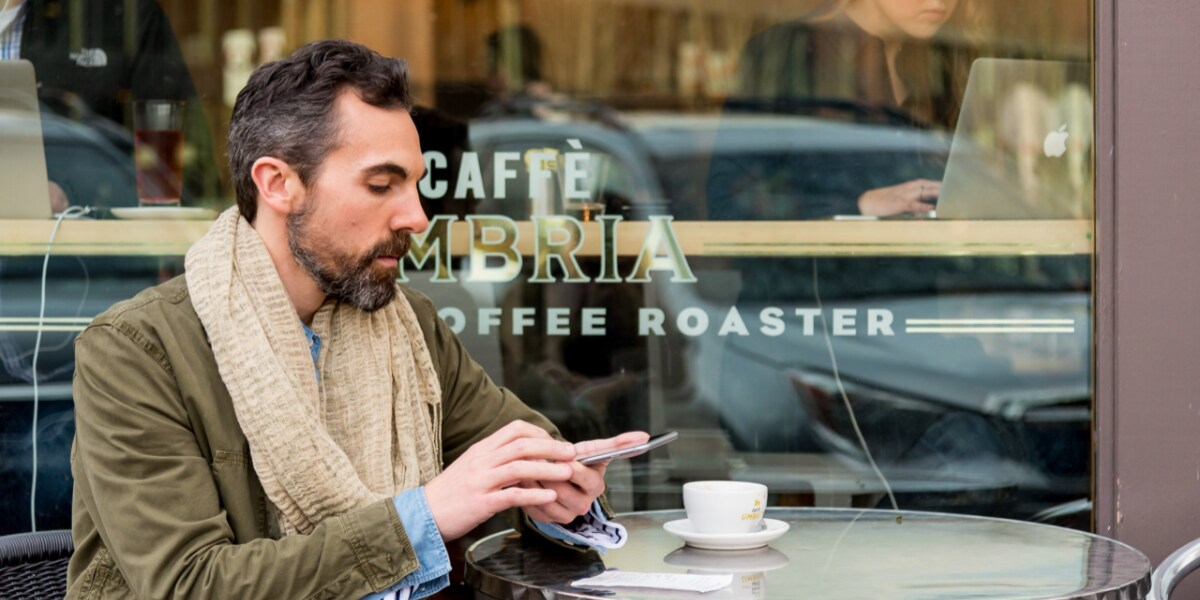 an employee doing capturing receipt via mobile